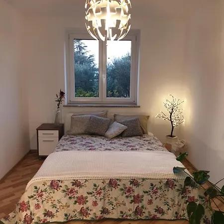 Vila Medves Škocjan